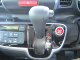 オーディオの音量調節が可能です!ハンドルにスイッチがついているので、運転中で目線を下げずに気軽にできちゃいます♪