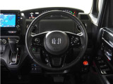 ◆ハンドル全体◆各種スイッチがハンドルから手を放さず操作できるので運転中でも楽に操作できます。