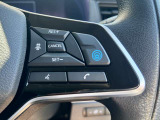 ハンドルスイッチで車両設定・オーディオの選曲や音量調整などが出来、安全性もアップ。
