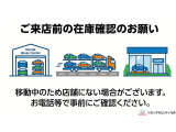 メンテナンスノート【点検整備記録簿・保証書】、取説も揃ってます。スマートキーはバッグなどにしまったままボタン操作でエンジン始動・停止やハイブリッドシステムの起動や停止ができて大変便利です