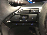 【ステアリングスイッチ】左です。ハンドルから手を離さず、運転に集中したまま手元でオーディオ操作等ができます。