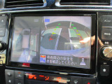 アラウンドビューモニターが駐車をアシスト☆4つの高解像度カメラで車の周囲を撮影。ミニバン、SUVなどの死角の駐停車も驚く程楽です!バックカメラは、車庫入れの時は勿論、後方の安全確認もできて安心です♪