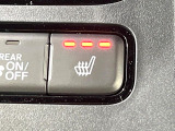 【シートヒーター】寒い日に重宝するシートヒーター!エアコンより早く温まってくれるので寒がりの人も安心ですね♪エアコンの温風は乾燥するから苦手、という方にもをおすすめです。
