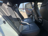 エンジンルームも綺麗に洗浄してから納車致します。普段あまり見ることが無い箇所だからこそ綺麗だと感動しますよね(*&acute;▽`*)
