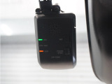 ◆ドライブレコーダー◆映像・音声などを記録する自動車用の装置です。 もしもの事故の際の記録はもちろん、旅行の際の思い出としてドライブの映像を楽しむことができます。