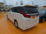 左後ろからの画像です!日々お買い得車両続々入庫しております!