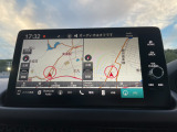 純正コネクトディスプレイ付きでフルセグ・Bluetoothなど付いてとても便利な車両です♪