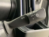 車外の明るさによって自動で点灯・消灯するオートライト