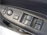 ◆パワーウィンドウスイッチ◆運転席から全席の窓の開閉操作を行うことが出来いつでも換気ができます!