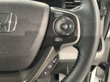 クルーズコントロールを装備しています。高速道路などで一定の速度で走ってくれるので運転が楽ですよ!速度を設定できますので、スピードの出しすぎにも注意できます。