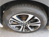 中古車をお選びいただく際に気になる走行距離や修復歴などに加えてキズ・凹みの有無・状態や消耗品の交換、今までの整備状況が &ldquo;ダイハツ認定中古車カルテ&rdquo;でわかります。