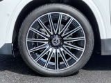 20インチAMGアルミホイール(RVU)