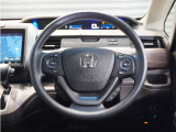 ◆ハンドル全体◆各種スイッチがハンドルから手を放さず操作できるので運転中でも楽に操作できます。