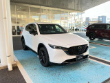 【美車】内外装ともに非常に状態の良い一台です!熟練スタッフによるボディ磨き作業と、徹底したルームクリーニングを実施済みで清潔です。
