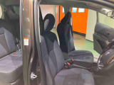 ご覧いただきありがとうございます!安心保証付きの展示車を多数揃えておりますのでお気軽にお尋ねください。