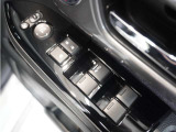 ◆パワーウィンドウスイッチ◆運転席から全席の窓の開閉操作を行うことが出来いつでも換気ができます!