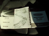 車両の取り扱い説明書とナビゲーションの取り扱い説明書は共に揃っております。