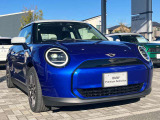 このお車はMINI NET浦和美園に展示中です!総在庫900台を当店でご案内可能です!ご来場、お問い合わせをスタッフ一同お待ちしております。