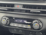 手元のスイッチでオーディオ操作出来ます☆視線をずらさなくて良いので安全運転にも一役かっていますね♪