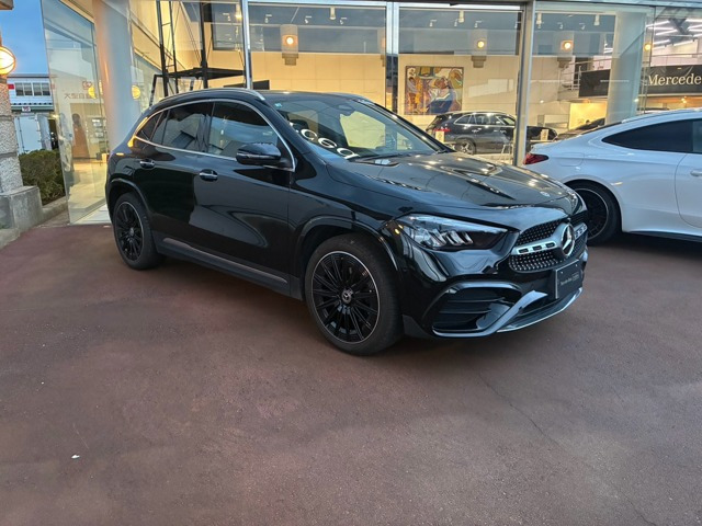 GLAクラス GLA200 d 4マチック アーバン スターズ 4WD