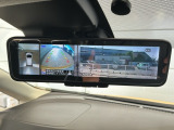 全方位モニターがついています! 車の周囲を360&deg;安全確認できるので、普段の駐車はもちろんの事、縦列駐車や幅寄せの際にも活躍してくれますよ。