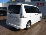 セレナ 2.0 ハイウェイスター S-HYBRID 