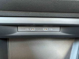 USB(TYPE C)も付いており、充電もできます。