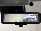 【スマートルームミラー】ルームミラー上に車体後方カメラの映像を映し出すことで車内定員、荷物状況に影響をうけません★