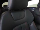 ご納車前に行います点検100項目におきまして、専用のテスターやツールを用いて細かな診断を行います。