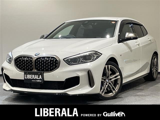 1シリーズ M135i xドライブ 4WD 4WD 本革シート