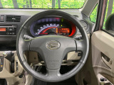 【純正革巻きステアリング】上質な革を使用することで、手にしっかり馴染みとても運転しやすいハンドルです♪