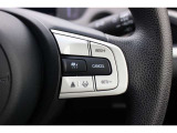安全運転支援システムHonda SENSINGを搭載。衝突軽減ブレーキや、誤発進抑制機能、アダプティブクルーズコントロール、車線維持など複数の先進技術で安心・快適なドライブをサポートします。