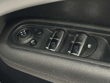使いやすい配置とMINIらしいデザインが魅力のスイッチパネル