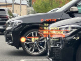 人気のヘッドアップディスプレイ!現在の車速、ナビゲーション・システムによるルート案内の矢印表示、チェック・コントロール、前車接近警告など、さまざまな情報をドライバーの視界内に直接表示いたします!
