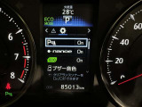 コーナーセンサーを車の前後に装備。障害物までの距離に応じて警告音を変えてお知らせ。縦列駐車時や駐車場・車庫などでの取り回しをサポートします。詳細は販売店スタッフまでおたずねください。