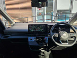 運転席周りの視界もよくハンドルも軽い取り回しなのですごく運転がしやすい車です。