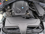 安心のBMW認定中古車は100項目の箇所を徹底的にチェック致します。機械的な箇所や電気系、コンピューターなどをご納車前に点検し、交換基準に達した部品は全て新品に修理返品した後にご納車致します。
