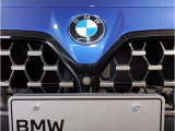 ☆BMWの代名詞とも言える【キドニーグリル】一目見ただけでBMW車であると認識できる確固たるアイコンとして存在感を放ちます☆