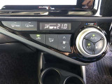 オートエアコンを装着しておりますので車内をお好みの快適な温度に保つことが可能です!