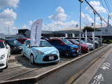 日々魅力的なクルマが入庫しています。もちろん、グループ会社の新車もご案内可能です。お気軽に申し付けください。