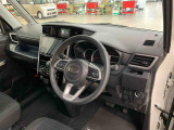 気になる中古車がございましたら、ぜひご来店頂き、実際に車両をご覧頂くことをおススメします。画像だけではお伝えしきれない魅力があります。