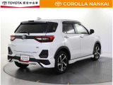 リアはシンプルでスタイリッシュなデザインです。