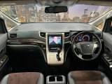 大阪府四条畷市にミニバン車を『お値打ち価格』で展示している良質中古車専門店です。全車、事故歴修復歴なしの車両限定で取り扱い!。関西地域で最もお得な価格かつ最良質車をご提供できるよう努めております。