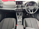 Q2 35 TFSI アドバンスド 