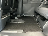 足元は広々♪しっかり内装ルームクリーニングを実施しています。車に自信があるからこそ、是非一度ご来店頂き見てもらえると幸いです。