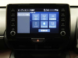 デイスプレイオーディオを装備。スマホとクルマをつなぐことで、いろんなサービスが楽しめます。(AppleCarplay/AndroidAuto 対応)
