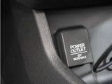 ◆12V電源ソケット◆スマートフォンの充電等にも便利な電源ソケット!使いやすい場所に装備されています。