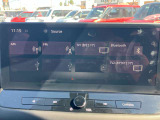 純正カーナビゲーション◆フルセグTV・Bluetooth Audioなど様々なソースが使用できます。是非、お気に入りの音楽で楽しい運転の時間をお過ごしください!