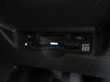 ETC2.0車載器は高速道路上に設置されたITSスポットと双方向通信を行い、ETC機能に加え安全運転をサポートする交通情報を提供してくれます♪