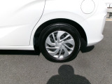車体にぴったりの純正ホイールです。